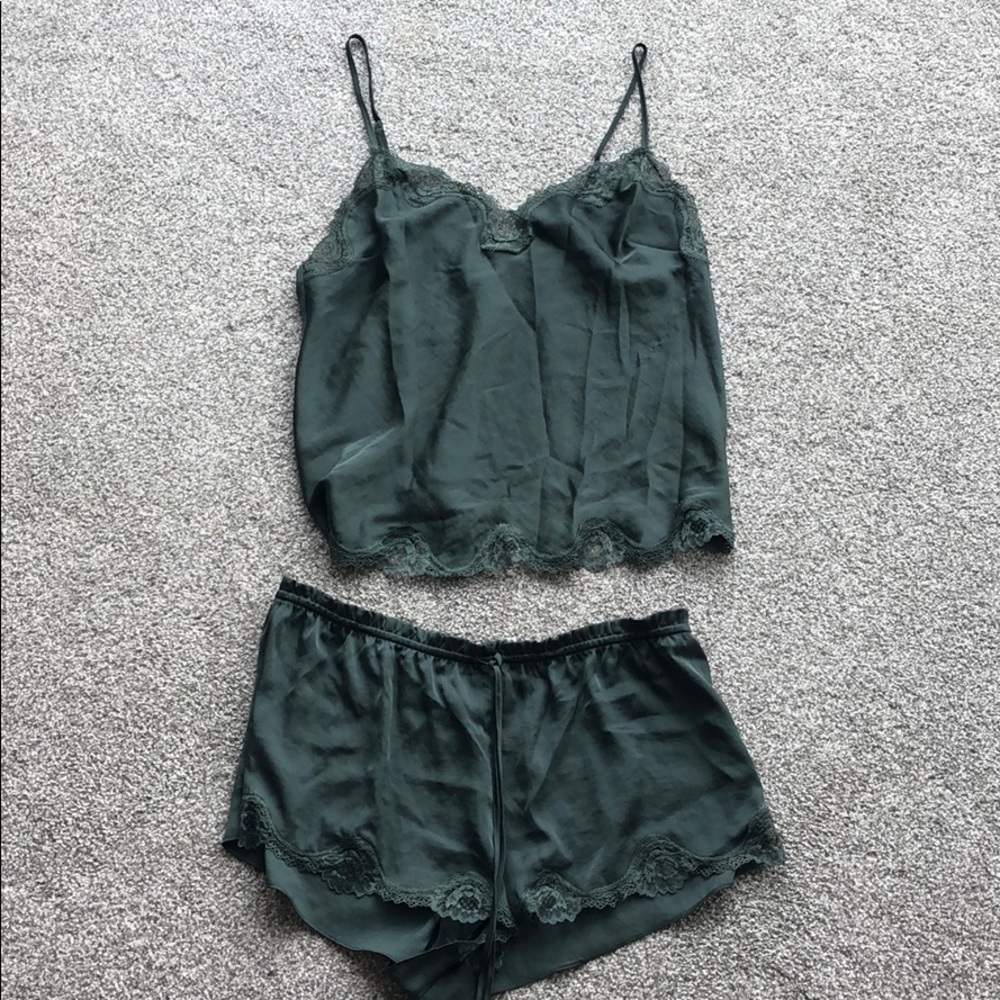 Victoria’s Secret sleep set